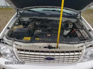 2004 Ford Explorer Eddie Bauer with VIN 1FMDU74K84UA35938, listed as a Copart auction lot 84904194 with 82,976 mi miles and Salvage title. Bid and sale history available at DreamBid. Image 14.