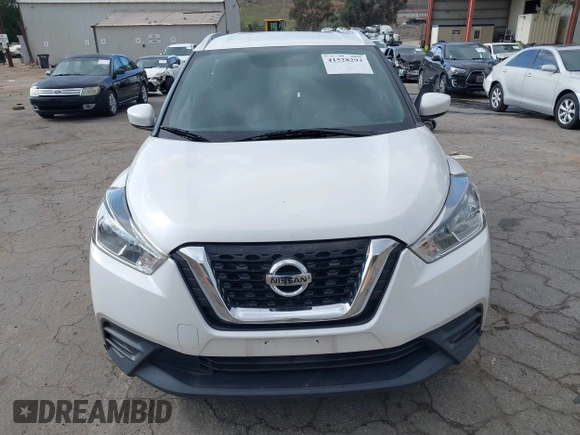 2019 Nissan Kicks S with VIN 3N1CP5CU2KL559112, listed as a IAAI auction lot 41528293 with 97,255 mi miles. Bid and sale history available at carsss.com. Image 12.