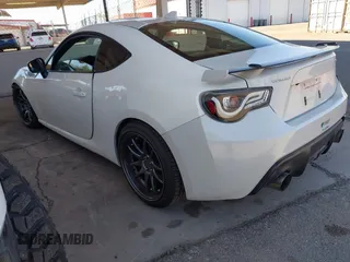 2018 Subaru BRZ Limited with VIN JF1ZCAC14J8601932, listed as a IAAI auction lot 42725571 with 71,348 mi miles and . Bid and sale history available at DreamBid. Image 3.