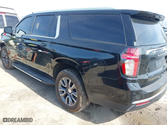 2021 Chevrolet Suburban LT with VIN 1GNSCCKD8MR146950, listed as a IAAI auction lot 41616059 with 155,060 mi miles. Bid and sale history available at carsss.com. Image 3.