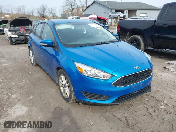 2015 Ford Focus SE with VIN 1FADP3K20FL383433, listed as a IAAI auction lot 42018563 with 101,789 mi miles. Bid and sale history available at carsss.com. Image 1.