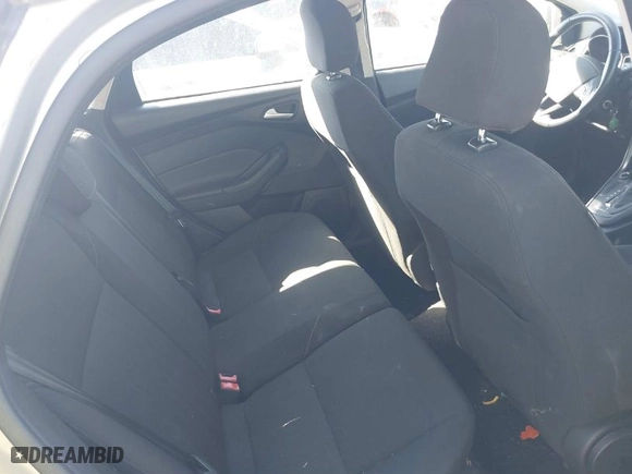 2015 Ford Focus SE with VIN 1FADP3K27FL247736, listed as a IAAI auction lot 41739772 with 149,165 mi miles. Bid and sale history available at carsss.com. Image 8.