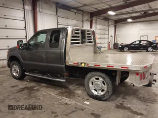 2015 Ford F-250 XLT z VIN 1FT7X2B67FEB60492, wystawiony jako IAAI lot #42391790 z przebiegiem 209 256 mil mil oraz . Historia ofert i sprzedaży dostępna na DreamBid. Obrazek 14.