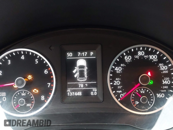 2015 Volkswagen Tiguan R-Line with VIN WVGAV7AX5FW585248, listed as a IAAI auction lot 41909618 with 137,448 mi miles and . Bid and sale history available at DreamBid. Image 16.