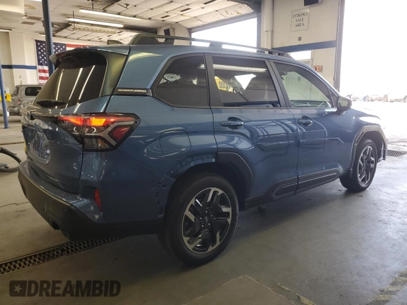 2025 Subaru Forester Limited с VIN JF2SLDRC5SH565483, выставлен на аукционе Copart как лот 58262755 с пробегом 127 миль миль и Списание • Salvage title. История ставок и продаж доступна на DreamBid. Изображение 3.