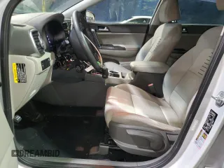 2018 Kia Sportage LX with VIN KNDPMCAC7J7490202, listed as a Copart auction lot 52171705 with 84,693 mi miles and Clean Title. Bid and sale history available at carsss.com. Image 7.