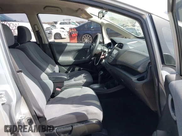2013 Honda Fit with VIN JHMGE8H31DC036859, listed as a IAAI auction lot 41740431 with 112,466 mi miles. Bid and sale history available at carsss.com. Image 5.