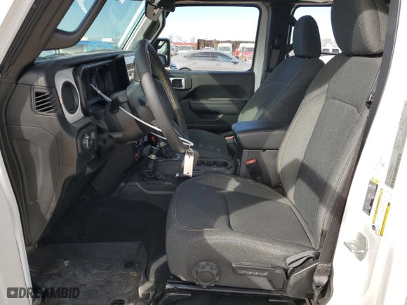 2024 Jeep Wrangler Willys with VIN 1C4RJXDG8RW286064, listed as a Copart auction lot 41465575 with 6,950 mi miles and Salvage Title. Bid and sale history available at carsss.com. Image 7.