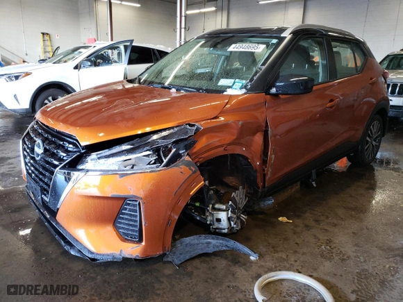 2024 Nissan Kicks SV with VIN 3N1CP5CV1RL519798, listed as a Copart auction lot 44948695 with 22,600 mi miles and Salvage Title. Bid and sale history available at carsss.com. Image 1.