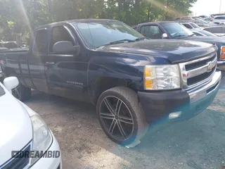 2011 Chevrolet Silverado 1500 LT with VIN 1GCRKSE35BZ413126, listed as a IAAI auction lot 42185963 with 223,132 mi miles and . Bid and sale history available at DreamBid. Image 1.
