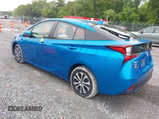 2020 Toyota Prius LE with VIN JTDL9RFU1L3017703, listed as a IAAI auction lot 42277379 with 25,593 mi miles and . Bid and sale history available at DreamBid. Image 3.