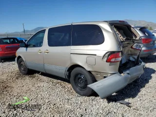 2001 Toyota Sienna CE with VIN 4T3ZF19C61U356216, listed as a Copart auction lot 57898384 with 0 mi miles and Salvage Title. Bid and sale history available at carsss.com. Image 2.