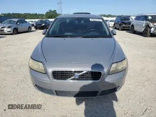 2005 Volvo S40 с VIN YV1MS390052070863, выставлен на аукционе Copart как лот 53854165 с пробегом 172 266 миль миль и Списание • Salvage title. История ставок и продаж доступна на DreamBid. Изображение 5.