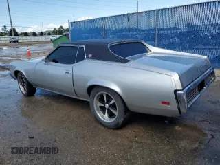 1971 Mercury Cougar z VIN 1F93H539570, wystawiony jako Copart lot #73825224 z przebiegiem 68 453 mil mil oraz Nie do naprawy. Historia ofert i sprzedaży dostępna na DreamBid. Obrazek 2.
