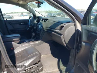 2015 Chevrolet Traverse LT with VIN 1GNKRHKDXFJ274152, listed as a IAAI auction lot 42215591 with 179,866 mi miles and . Bid and sale history available at DreamBid. Image 5.