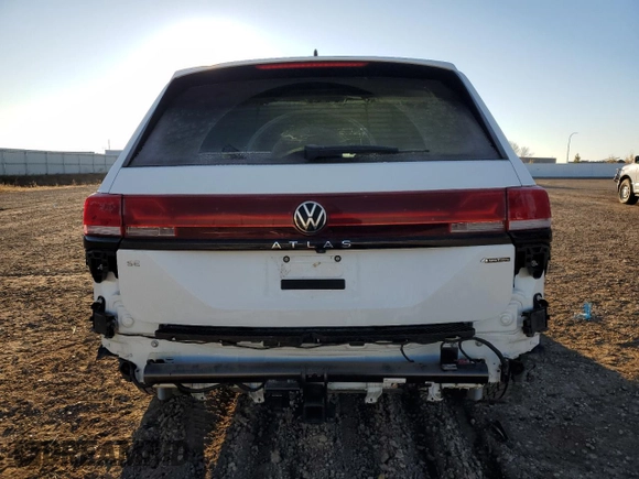 2024 Volkswagen Atlas Peak Edition SE with VIN 1V2CR2CA5RC586126, listed as a Copart auction lot 80706084 with 5,106 mi miles and Salvage title. Bid and sale history available at DreamBid. Image 6.