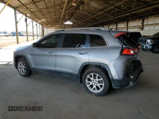 2017 Jeep Cherokee Latitude с VIN 1C4PJLCB0HW502753, выставлен на аукционе Copart как лот 64285875 с пробегом 111 659 миль миль и Списание • Salvage title. История ставок и продаж доступна на DreamBid. Изображение 2.