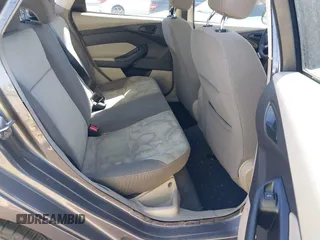 2012 Ford Focus SE with VIN 1FAHP3F23CL287402, listed as a IAAI auction lot 41814364 with 181,686 mi miles. Bid and sale history available at carsss.com. Image 8.