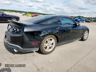 2011 Ford Mustang V6 с VIN 1ZVBP8AM4B5158686, выставлен на аукционе Copart как лот 60485135 с пробегом 173 748 миль миль и Списание • Salvage title. История ставок и продаж доступна на DreamBid. Изображение 3.