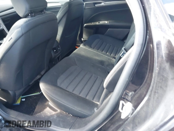 2020 Ford Fusion SE z VIN 3FA6P0LU4LR158954, wystawiony jako IAAI lot #41474425 z przebiegiem 76 966 mil mil oraz . Historia ofert i sprzedaży dostępna na DreamBid. Obrazek 8.