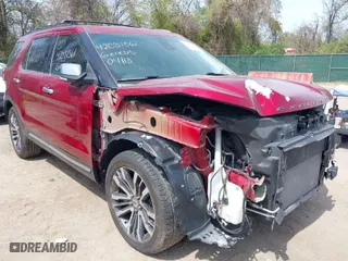 2016 Ford Explorer Platinum with VIN 1FM5K8HT5GGD22093, listed as a IAAI auction lot 42081561 with 100,645 mi miles. Bid and sale history available at carsss.com. Image 17.