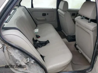 1986 BMW 3 Series 325e z VIN WBAAE6409G1703228, wystawiony jako Copart lot #50433925 z przebiegiem 200 502 mil mil oraz Czysty tytuł • Clean title. Historia ofert i sprzedaży dostępna na DreamBid. Obrazek 10.