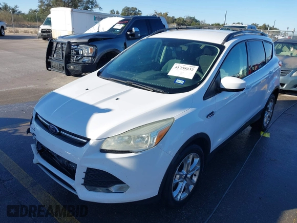 2013 Ford Escape SE with VIN 1FMCU0G9XDUD01410, listed as a IAAI auction lot 41758032 with 154,208 mi miles. Bid and sale history available at carsss.com. Image 17.