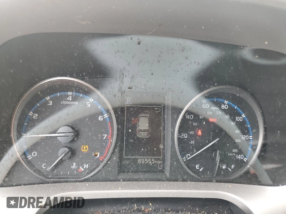 2018 Toyota RAV4 LE z VIN JTMBFREV1JJ219111, wystawiony jako Copart lot #69426224 z przebiegiem 89 555 mil mil oraz Nie do naprawy • Non repairable. Historia ofert i sprzedaży dostępna na DreamBid. Obrazek 9.