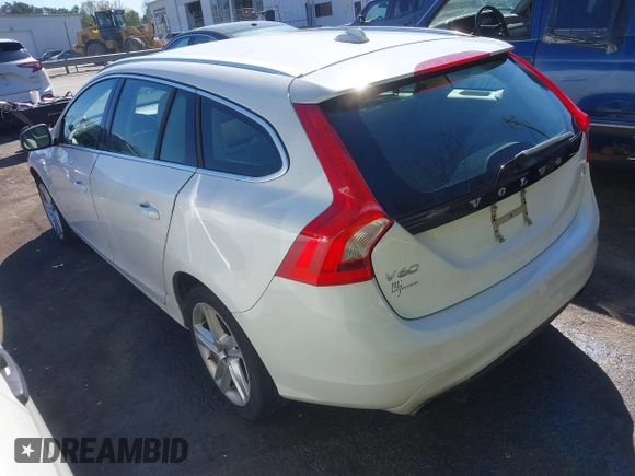 2015 Volvo V60 T5 Drive-E Premier with VIN YV140MEBXF1196500, listed as a IAAI auction lot 41848567 with 159,015 mi miles. Bid and sale history available at carsss.com. Image 3.