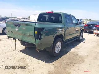 2022 Nissan Frontier SV with VIN 1N6ED1EK1NN695199, listed as a IAAI auction lot 42085368 with 30,481 mi miles and . Bid and sale history available at DreamBid. Image 4.
