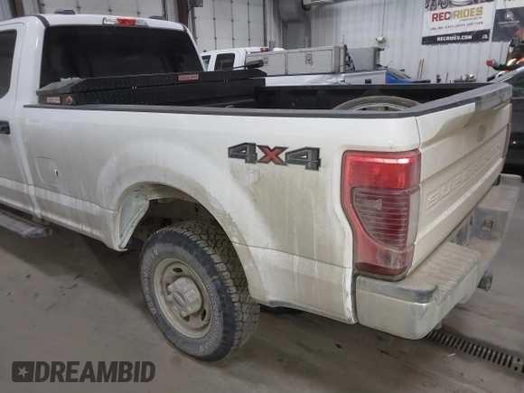 2022 Ford F-250 XL with VIN 1FT7W2B61NEE69151, listed as a IAAI auction lot 41552581 with 37,563 mi miles and . Bid and sale history available at DreamBid. Image 3.
