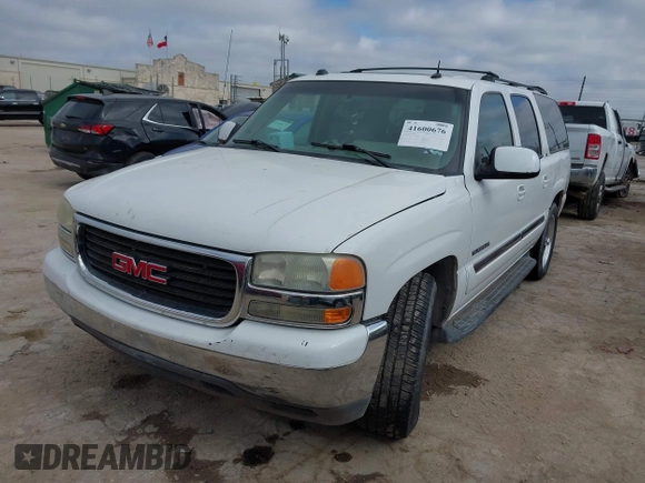2004 GMC Yukon XL SLT with VIN 3GKEC16Z34G162090, listed as a IAAI auction lot 41600676 with 184,765 mi miles. Bid and sale history available at carsss.com. Image 2.