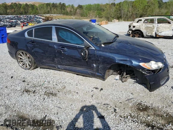 2010 Jaguar XF Premium Luxury with VIN SAJWA0GB3ALR65581, listed as a Copart auction lot 51672425 with 101,591 mi miles and Salvage Title. Bid and sale history available at carsss.com. Image 4.