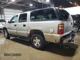 2002 Chevrolet Suburban LT with VIN 1GNFK16Z12J125447, listed as a Copart auction lot 52516305 with 306,705 mi miles and Clean Title. Bid and sale history available at carsss.com. Image 2.