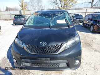 2014 Toyota Sienna SE with VIN 5TDXK3DC3ES521202, listed as a IAAI auction lot 41579320 with 182,982 mi miles and . Bid and sale history available at DreamBid. Image 12.