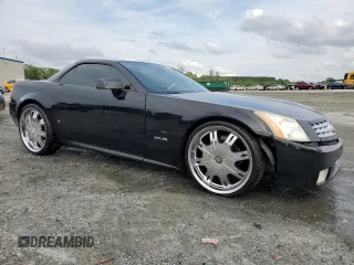 2006 Cadillac XLR z VIN 1G6YV36A265600782, wystawiony jako Copart lot #54352705 z przebiegiem 94 678 mil mil oraz Szkody całkowita. Historia ofert i sprzedaży dostępna na DreamBid. Obrazek 4.