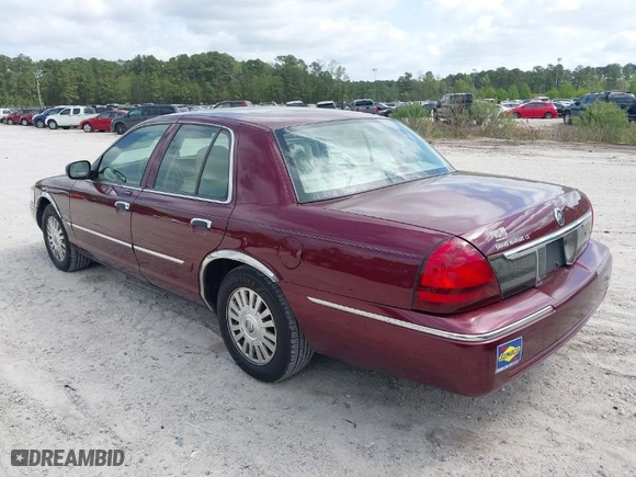 2006 Mercury Grand Marquis LS Premium with VIN 2MEHM75V26X621396, listed as a IAAI auction lot 41928996 with 230,311 mi miles. Bid and sale history available at carsss.com. Image 3.