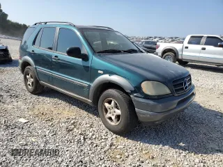 1998 Mercedes-Benz M-Class with VIN 4JGAB54E5WA051123, listed as a Copart auction lot 68814564 with 277,746 mi miles and Clean Title. Bid and sale history available at carsss.com. Image 4.