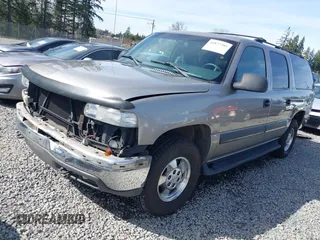 2002 Chevrolet Suburban LT with VIN 1GNFK16ZX2J138018, listed as a IAAI auction lot 41877385 with 235,161 mi miles. Bid and sale history available at carsss.com. Image 2.