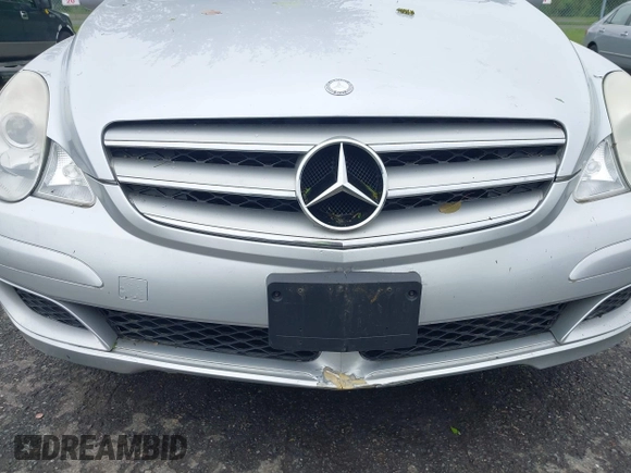 2007 Mercedes-Benz R 3.5L with VIN 4JGCB65E37A058957, listed as a IAAI auction lot 42259937 with 107,245 mi miles and . Bid and sale history available at DreamBid. Image 12.