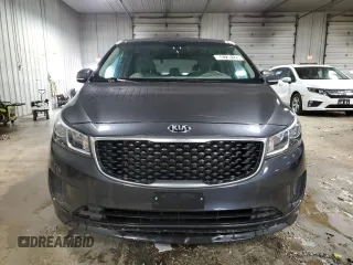 2015 Kia Sedona LX with VIN KNDMB5C16F6058875, listed as a Copart auction lot 52739125 with 117,207 mi miles and Clean Title. Bid and sale history available at DreamBid. Image 5.