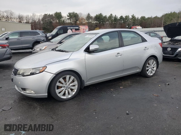2013 Kia Forte SX with VIN KNAFW4A33D5684184, listed as a Copart auction lot 81901544 with 122,318 mi miles and Salvage Title. Bid and sale history available at carsss.com. Image 1.