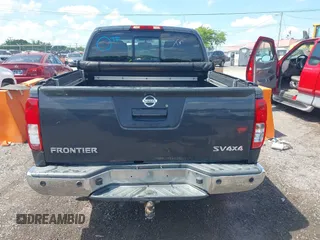 2015 Nissan Frontier SV с VIN 1N6AD0EV5FN742934, выставлен на аукционе IAAI как лот 42534199 с пробегом 231 400 миль миль и . История ставок и продаж доступна на DreamBid. Изображение 16.
