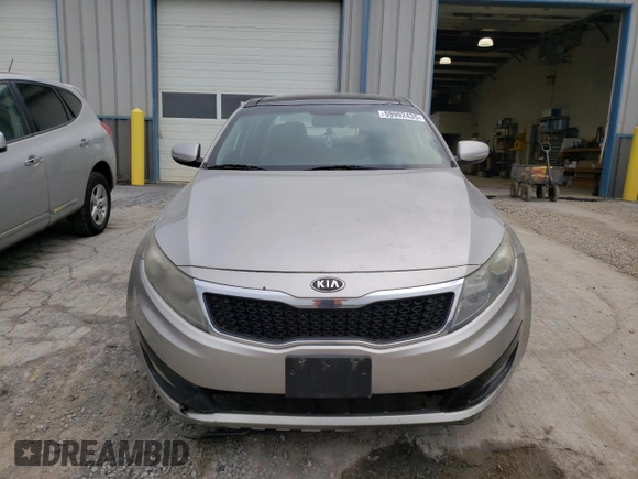 2013 Kia Optima EX z VIN 5XXGN4A75DG168207, wystawiony jako Copart lot #59992435 z przebiegiem 147 298 mil mil oraz Czysty tytuł • Clean title. Historia ofert i sprzedaży dostępna na DreamBid. Obrazek 5.