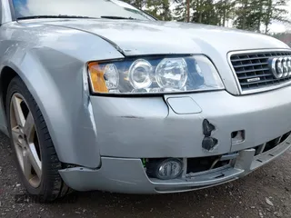 2002 Audi A4 1.8T with VIN WAULC68E12A228560, listed as a IAAI auction lot 41950435 with 251,161 mi miles. Bid and sale history available at carsss.com. Image 13.