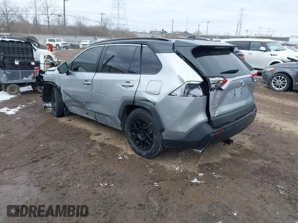 2019 Toyota RAV4 XLE with VIN 2T3W1RFV0KW007088, listed as a IAAI auction lot 41642339 with 60,567 mi miles. Bid and sale history available at carsss.com. Image 3.