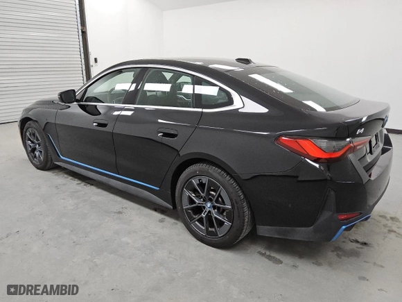 2024 BMW i4 xDrive40 with VIN WBY83FB05RFS78234, listed as a Copart auction lot 53400425 with 20,731 mi miles and Clean Title. Bid and sale history available at carsss.com. Image 2.