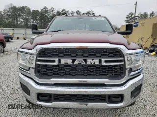 2021 Ram 3500 Tradesman with VIN 3C63RRGL2MG528641, listed as a Copart auction lot 82971184 with 268,077 mi miles and Salvage Title. Bid and sale history available at carsss.com. Image 5.