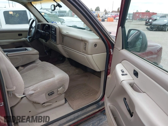 2001 Chevrolet Tahoe LS with VIN 1GNEK13T81J242596, listed as a IAAI auction lot 42177221 with 172,971 mi miles. Bid and sale history available at carsss.com. Image 5.