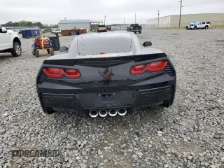 2015 Chevrolet Corvette 2LT z VIN 1G1YC2D72F5106032, wystawiony jako Copart lot #51037405 z przebiegiem 82 421 mil mil oraz Szkoda całkowita • Salvage title. Historia ofert i sprzedaży dostępna na DreamBid. Obrazek 6.